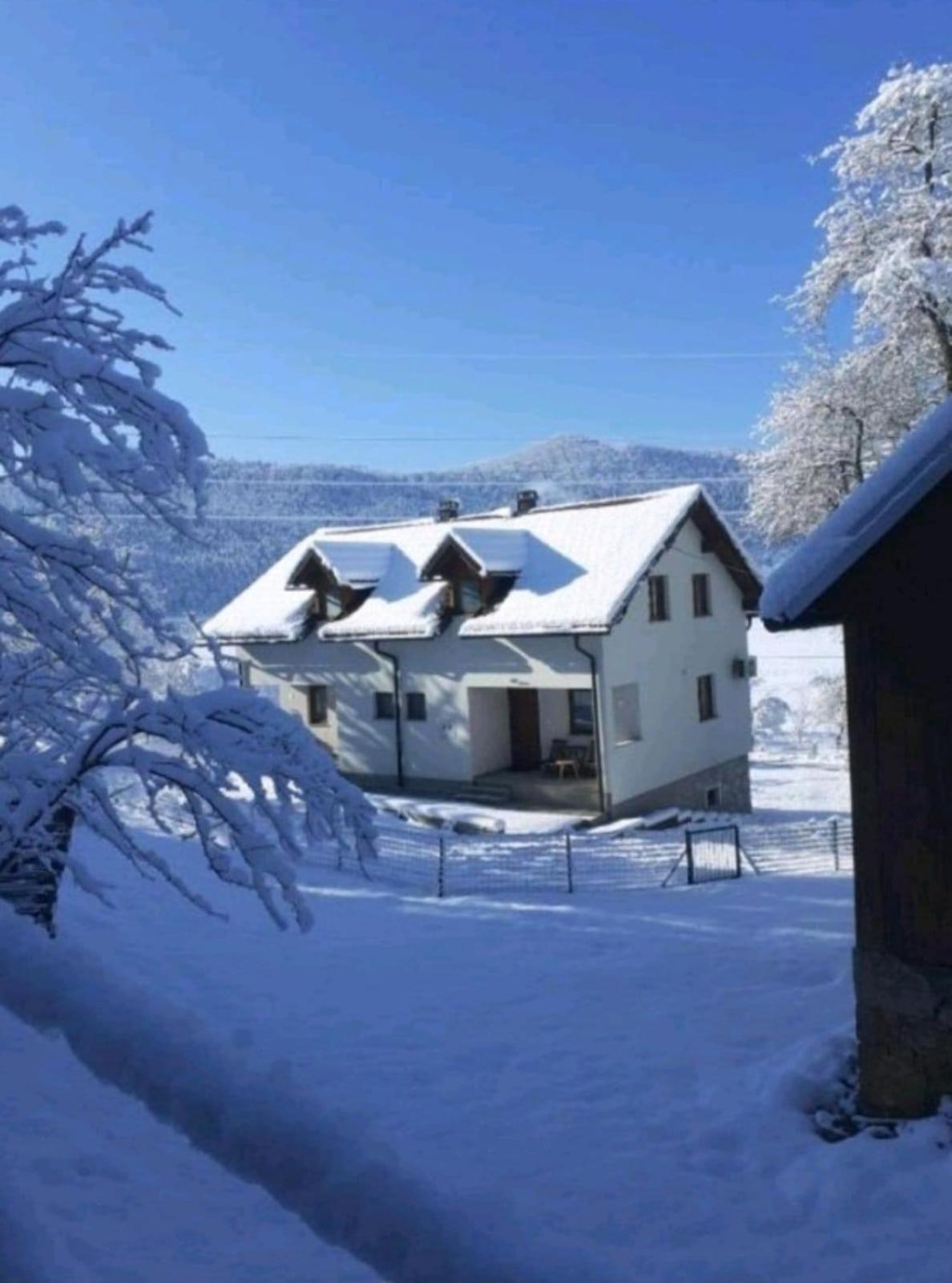 Villa Holiday House Marija Otočac Exterior foto